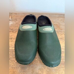 Muck Boots Green Slip On Waterproof Clogs Women 7-7.5